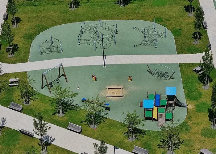 19th Floor Free Parking & View Apartment *